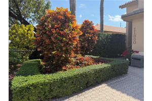 11350 NW 50th Terrace, Doral, FL 33178, Sold 04/30/25