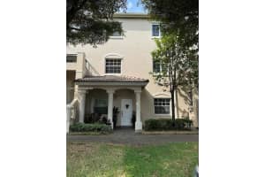 5660 NW 115th Ct APT 105, Doral, FL 33178, Sold 04/28/25