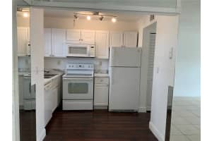 8889 Fontainebleau Blvd APT 403, Miami, FL 33172, - MLS#A11752939