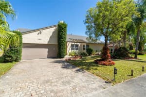 2301 NW 103rd Ave, Pembroke Pines, FL 33026, Sold 04/04/25