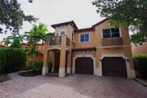 2631 Sw 153rd Path 2631, Miami