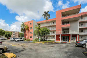 8425 NW 8th St APT 404, Miami, FL 33126, - MLS#A11753044