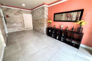 8425 NW 8th St APT 404, Miami, FL 33126, - MLS#A11753044