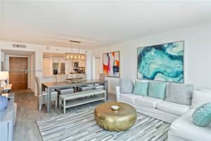 400 South Pointe Dr APT 1102, Miami Beach, FL 33139, - MLS#A11753077