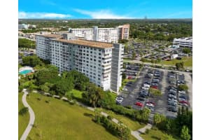 3800 Hillcrest Dr APT 815, Hollywood, FL 33021, Sold 06/20/25