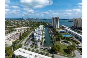 1650 NE 115th St APT 310, Miami, FL 33181, Sold 04/03/25