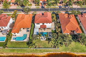 8752 NW 41st St, Hollywood, FL 33024, Sold 04/29/25