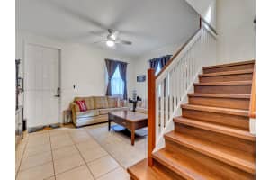 726 SE 37th Pl, Homestead, FL 33033 - MLS#A11753197