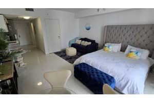 1300 Brickell Bay Dr APT 2100, Miami, FL 33131, Sold 04/17/25