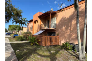 7120 Fairway Dr APT L4, Miami Lakes, FL 33014, Sold 04/11/25