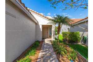 1371 Plumosa Way, Weston, FL 33327, Sold 06/10/25
