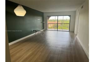 10255 NW 9th St Cir Apt 503-7, Miami, FL 33172, - MLS#A11753451