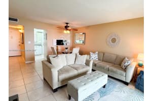 3000 Marcos Dr APT P112, Aventura, FL 33160, Sold 05/30/25