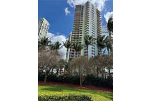 1581 Brickell Ave APT 105, Miami, FL 33129, Sold 08/26/25