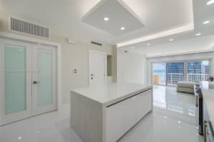 1950 Ocean Drive, Hallandale Beach, FL 33009 - MLS#A11753582