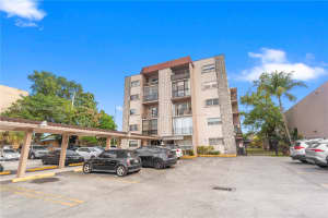 3640 NW 9th St APT 103, Miami, FL 33125, Sold 04/28/25