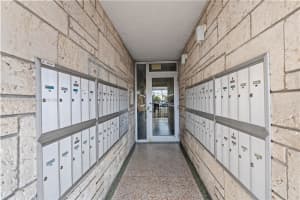 3640 NW 9th St APT 103, Miami, FL 33125, Sold 04/28/25