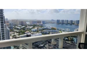 Trump Royale, 18201 Collins Ave APT 4305, Sunny Isles Beach, FL 33160, - MLS#A11753618
