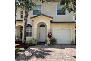 2695 Sw 84th Ter 104, Miramar