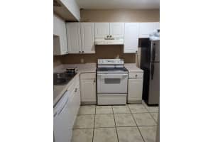 3710 NW 21st St APT 302, Lauderdale Lakes, FL 33311, - MLS#A11753715