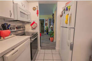 ELDORADO TOWERS, 3625 N Country Club Dr APT 808, Aventura, FL 33180, - MLS#A11753790