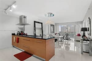 495 Brickell Ave 805, Miami