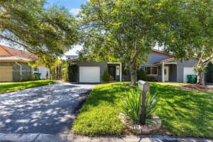 9080 Nw 23rd St Coral Springs, FL 33065 - MLS#A11753900