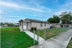 5401 Sw 20th St West Park, FL 33023 - MLS#A11754075