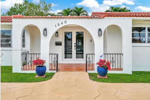 1840 SW 94th Ave, Miami, FL 33165, Sold 04/17/25