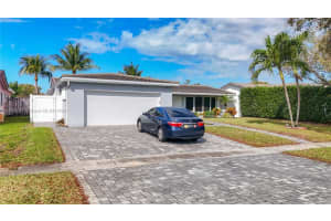 1810 N 52nd Ave, Hollywood, FL 33021, Sold 05/05/25