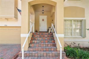 7546 NW 18th Dr, Pembroke Pines, FL 33024, - MLS#A11754177