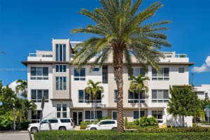 10563 NW 66th St, Doral, FL 33178, - MLS#A11754237