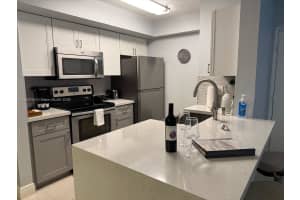 11165 SW 6th St APT 105, Pembroke Pines, FL 33025, - MLS#A11754264