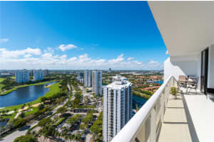 20281 E Country Club Dr, Aventura, FL 33180, Sold 05/08/25