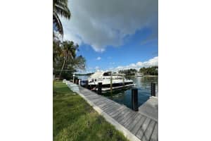 5001 Collins Ave Miami Beach, FL 33140 - MLS#A11754299