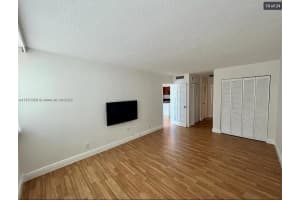 2030 S Ocean Dr 211, Hallandale Beach