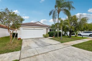 18025 SW 13th St, Pembroke Pines, FL 33029, Sold 05/09/25