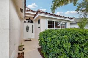 18025 SW 13th St, Pembroke Pines, FL 33029, Sold 05/09/25