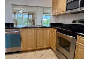 1920 Sabal Palm Dr APT 402, Davie, FL 33324, Sold 08/08/25
