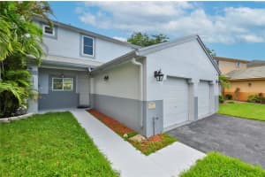 381 NW 207th Ave, Pembroke Pines, FL 33029, Sold 07/18/25