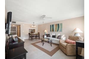 329 SE 3rd St APT 203P, Hallandale Beach, FL 33009, Sold 05/16/25