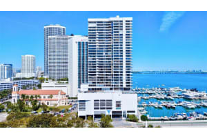 555 NE 15th St, Miami, FL 33132, Sold 06/03/25