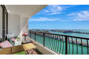 555 NE 15th St, Miami, FL 33132, Sold 06/03/25