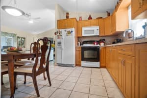 171 NE 30th Ct, Pompano Beach, FL 33064, Sold 04/23/25