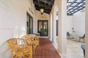 322 Viscaya Ave, Coral Gables, FL 33134, Sold 04/30/25