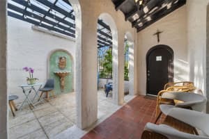 322 Viscaya Ave, Coral Gables, FL 33134, Sold 04/30/25