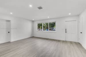 330 NE 164th St, Miami, FL 33162, Sold 05/07/25