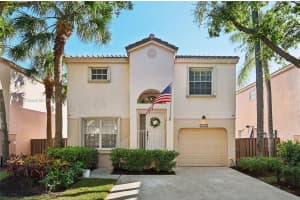 10898 NW 12th Dr, Plantation, FL 33322, Sold 04/23/25