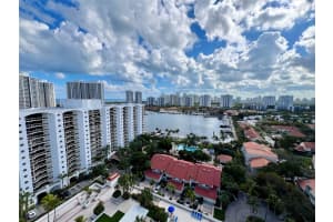 3598 Yacht Club Dr 1804, Aventura