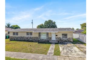 16560 Sw 102nd Ct Miami, FL 33157 - MLS#A11754797